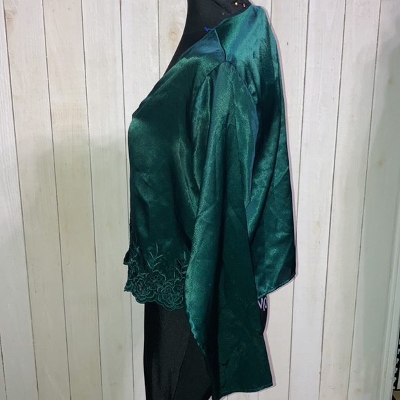 Vtg Victoria's Secret Gold Label Forest Green Floral Embroidered Top size M - Picture 6 of 8